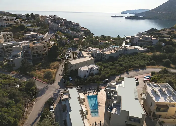 Blue Horizon Apartments