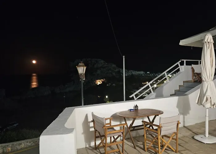 St Paul'S Studios Chrysanthi Lindos 
