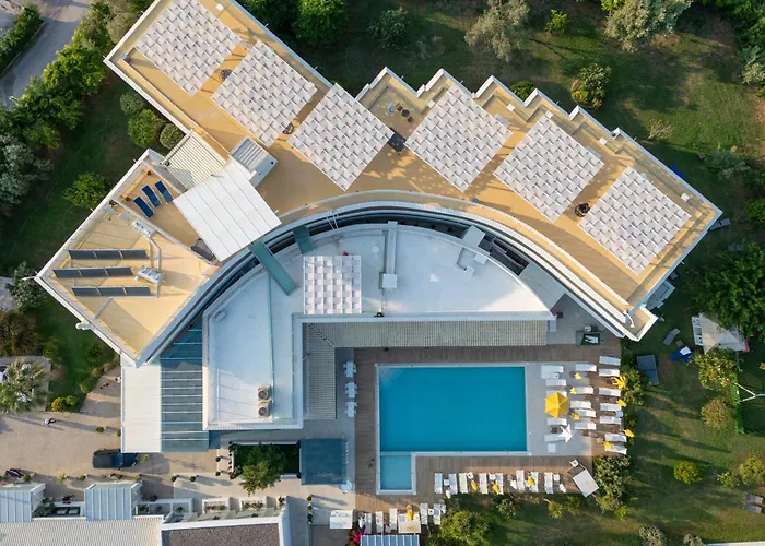 Nasos Hotel & Resort Moraḯtika