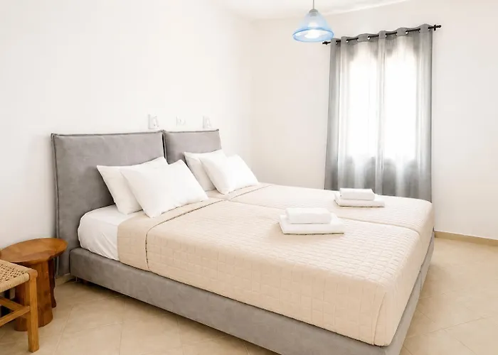 Argo Rooms Antiparos