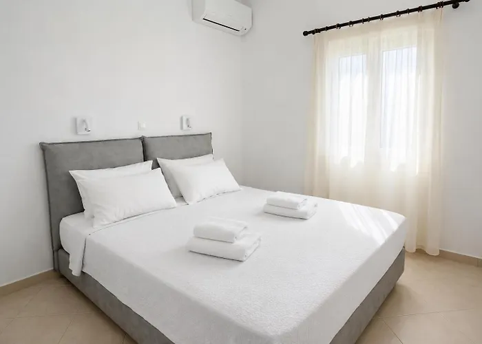 Argo Rooms Antiparos