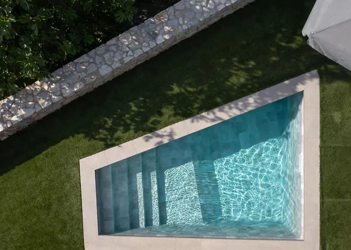 Tyros Boutique Houses Villas