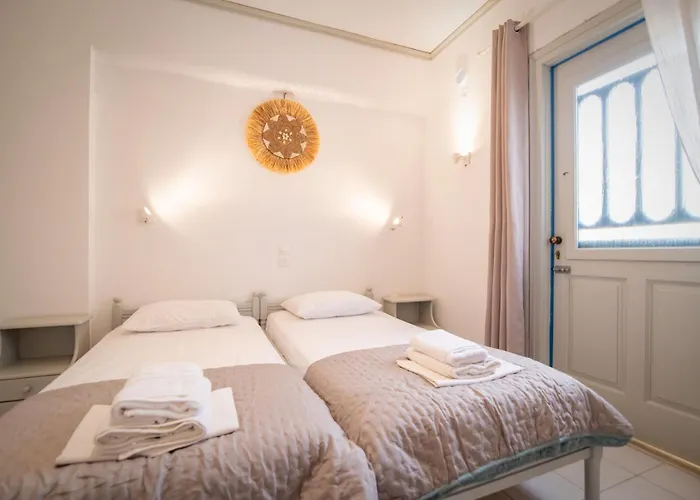 Melissa Rooms Naxos