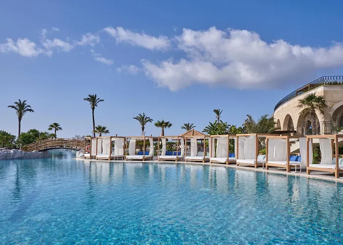 Atlantica Imperial Resort - Adults Only Κολύμπια
