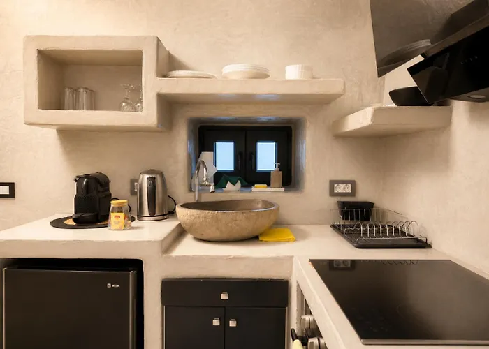 Valsamo Suites