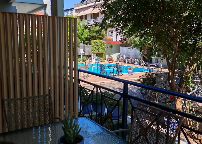 Hotel George Limenas 