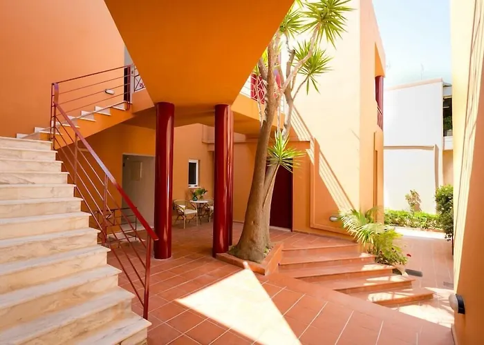 Hotel Elotia