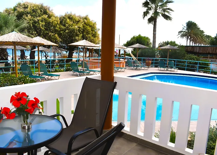 Eden Beach Hotel Agia Marina