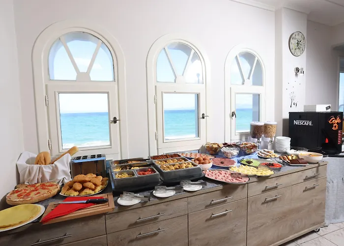 Summer Beach Hotel Polychrono