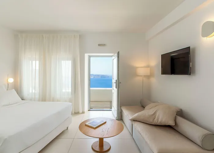 Lilium Hotel Santorini Fira 