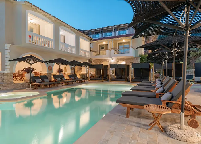 Ino Hotel & Suites Kalámion