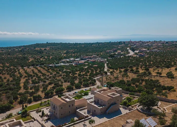 Armantanis Luxury Suites