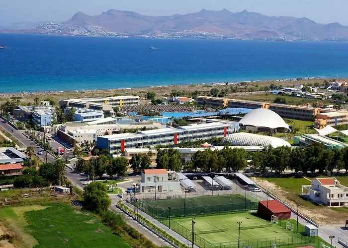 Blue Lagoon Resort Marmari 