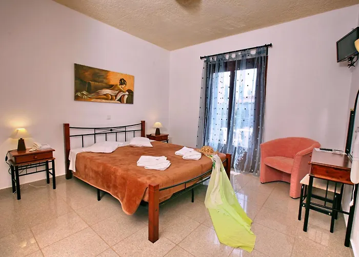 Hotel Pela