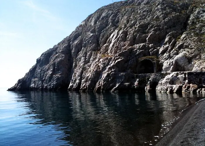 Hotel Dilino Kamari 