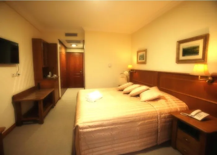 Afkos Grammos Boutique Hotel Resort Νεστόριο