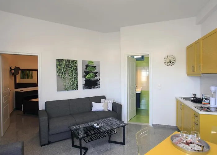 Stegadi Apartments Σίκινος