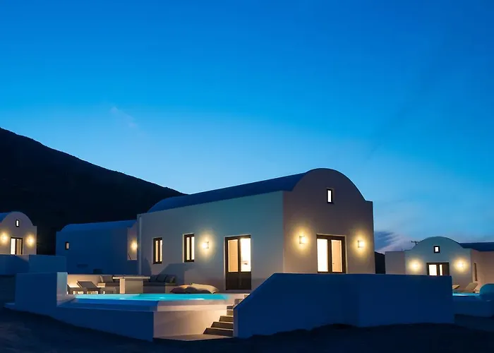 Azar Luxury Villas & Suites