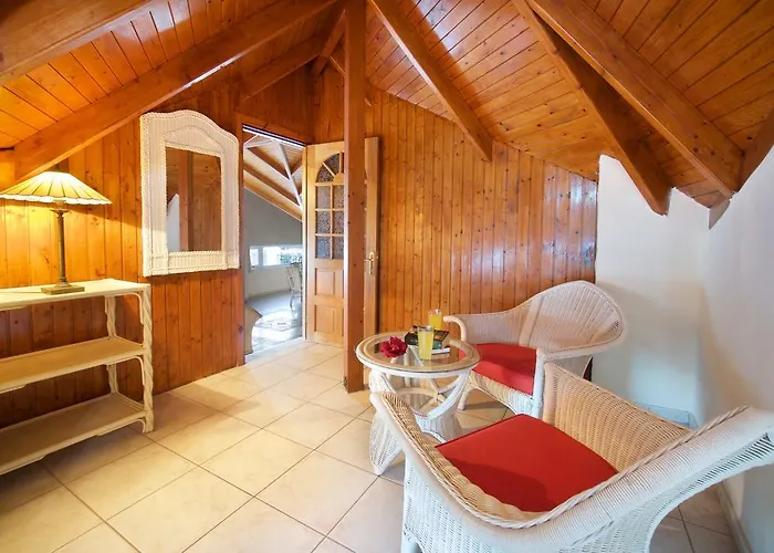 Boulevard Aetos Suites