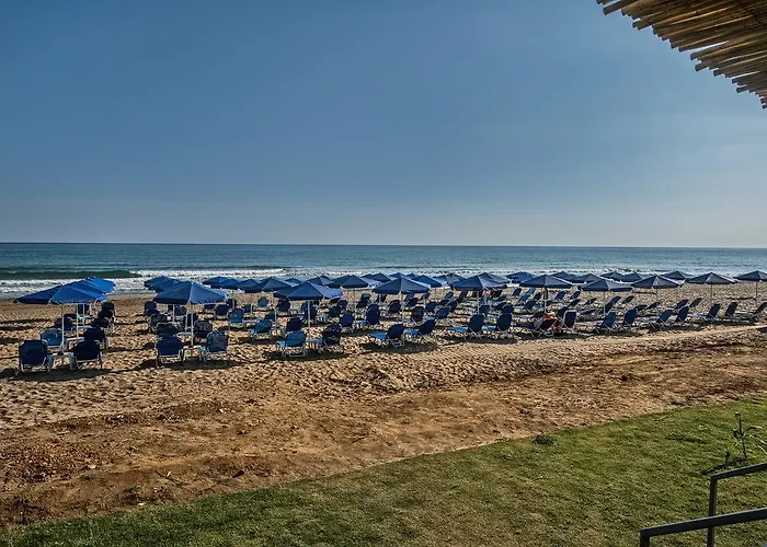Happy Days Beach Hotel Paralia Kourna