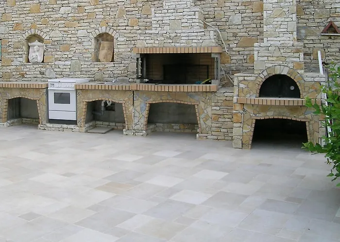 Kamares Apartments ΕΕ