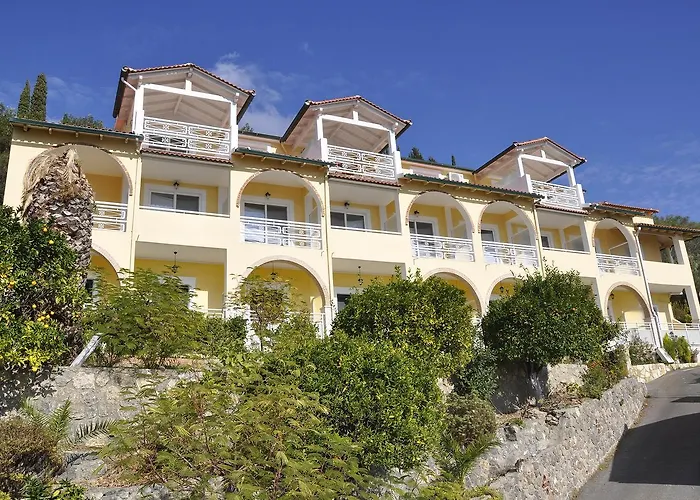 Mazis Apartments