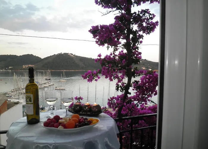 Μπάμπης