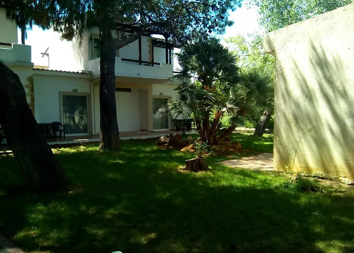 Marzi Beach And Bungalows Ξενοδοχείο Κοκκώνι