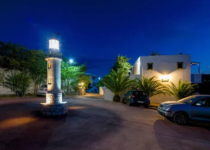 Contaratos Holiday Lettings
