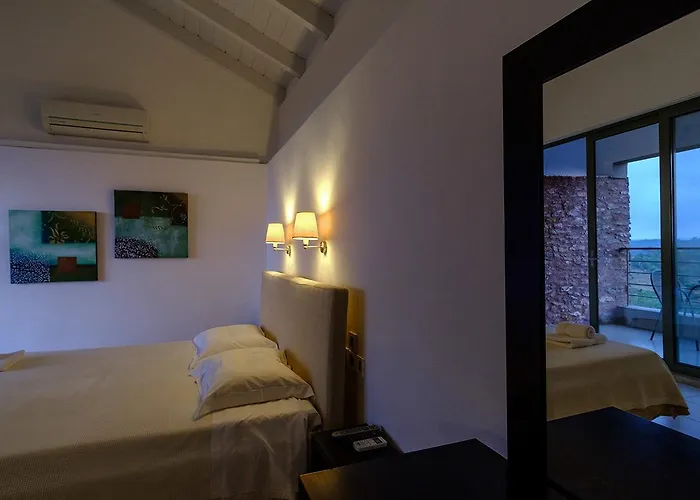 Gerakari Suites Agia Pelagia 