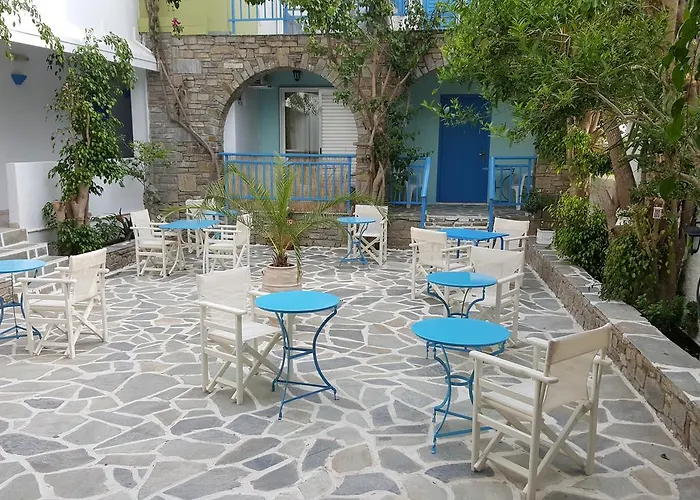 Aratos Hotel