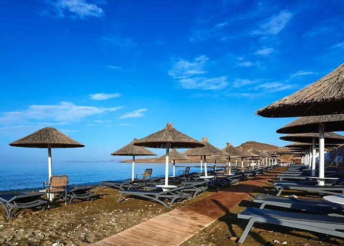 Tinos Beach