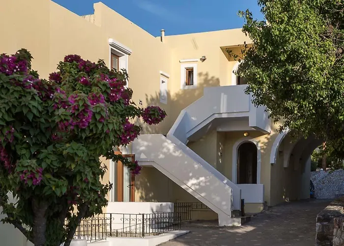 Langley Resort Almirida Bay