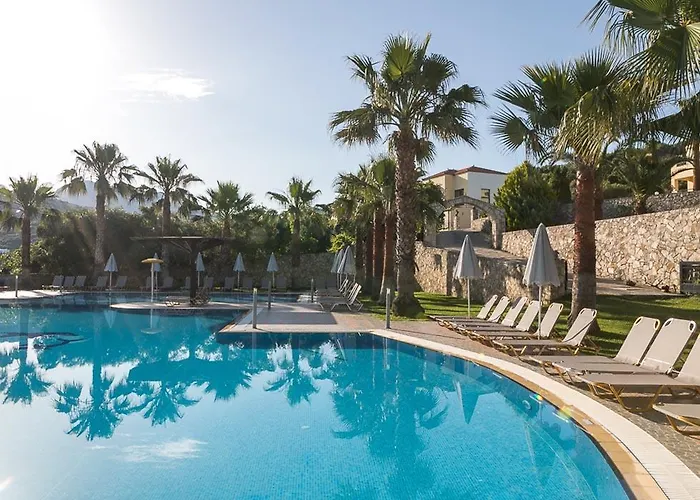 Langley Resort Almirida Bay