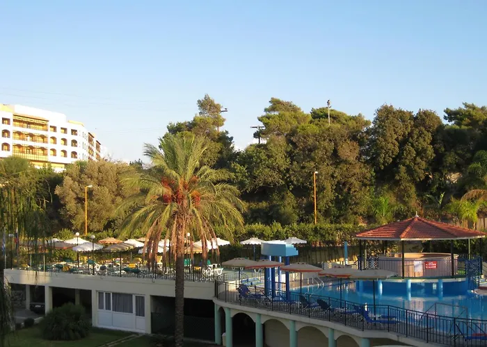 Romantza Mare Koskinou 