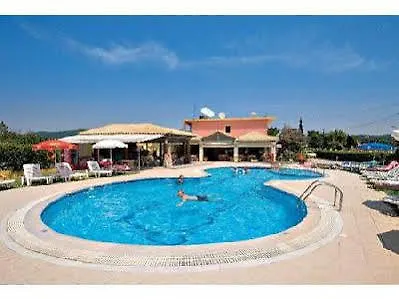 Tzevenos Apartments Agios Georgios 