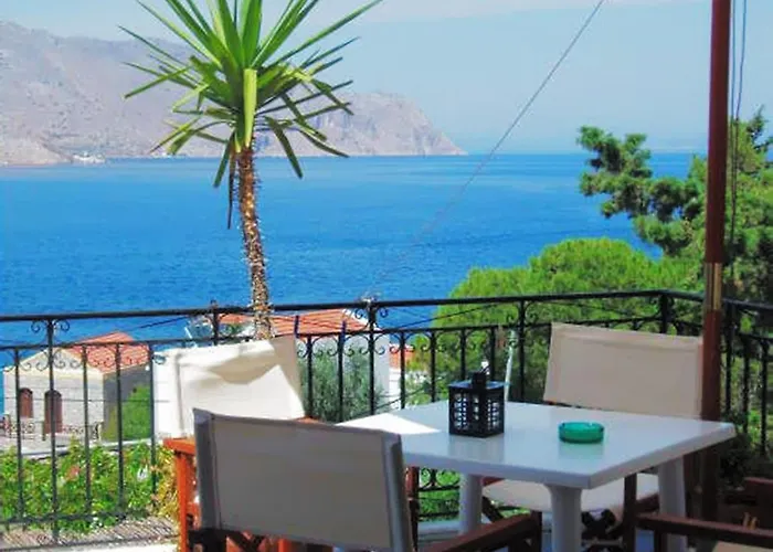 Panorama Thea Apartment Symi