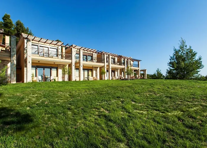Akritas Ef Zin Villas & Suites
