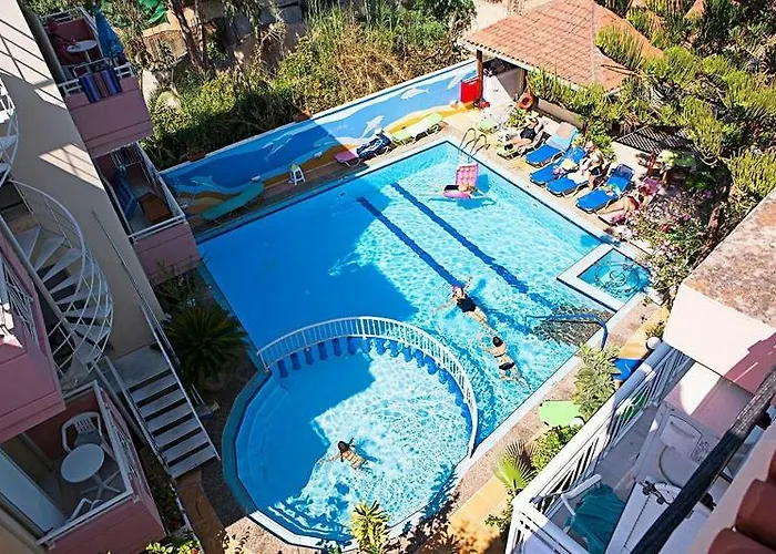 Telchinia Aparthotel Agioi Apostoli 