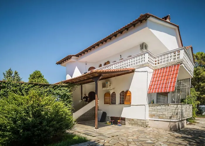 Villa Ampelos