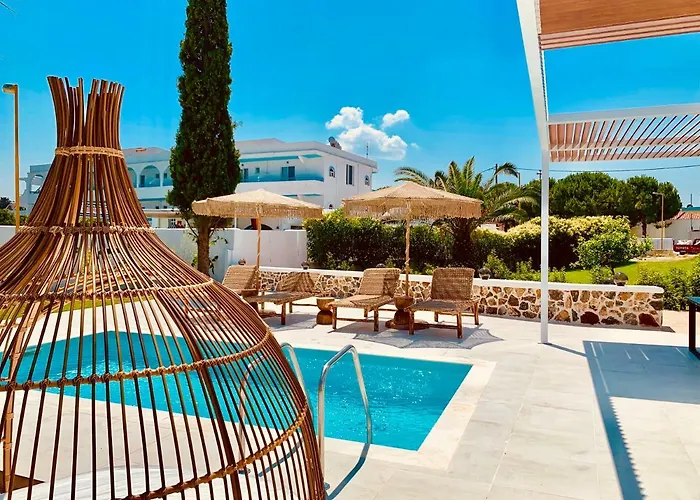 Mythos Luxury Villa