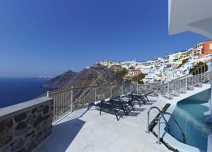 Cori Rigas Suites Fira 
