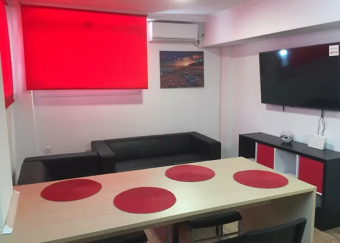Loutraki Hostel