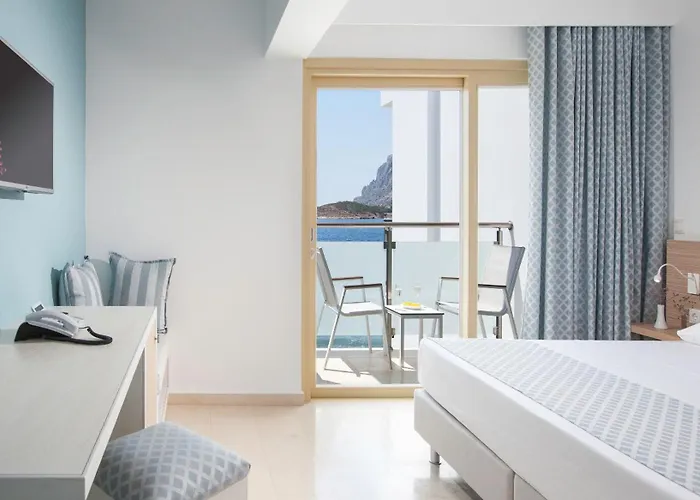 Zephyros Hotel