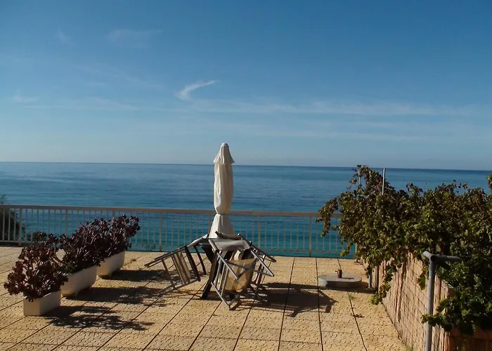 Constantinos Apartments