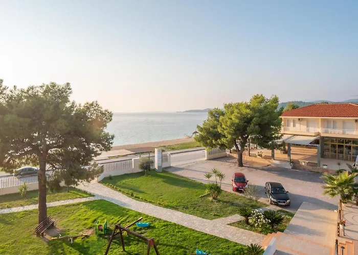 Toroni Blue Sea Hotel