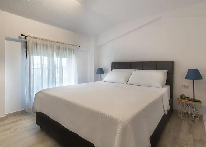 Varka Rooms Nikiti 