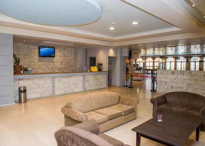 Alexander The Great Hotel