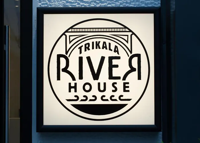 Trikala River House