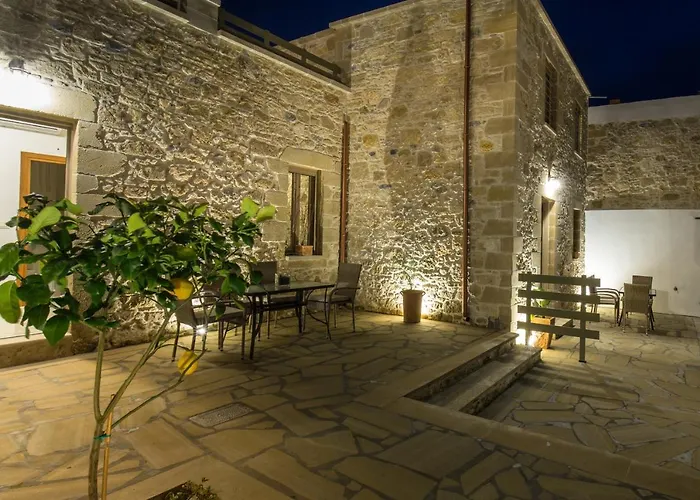 Agarathos Deluxe Homes In The Heart Of Kaliviani Near Balos Kíssamos